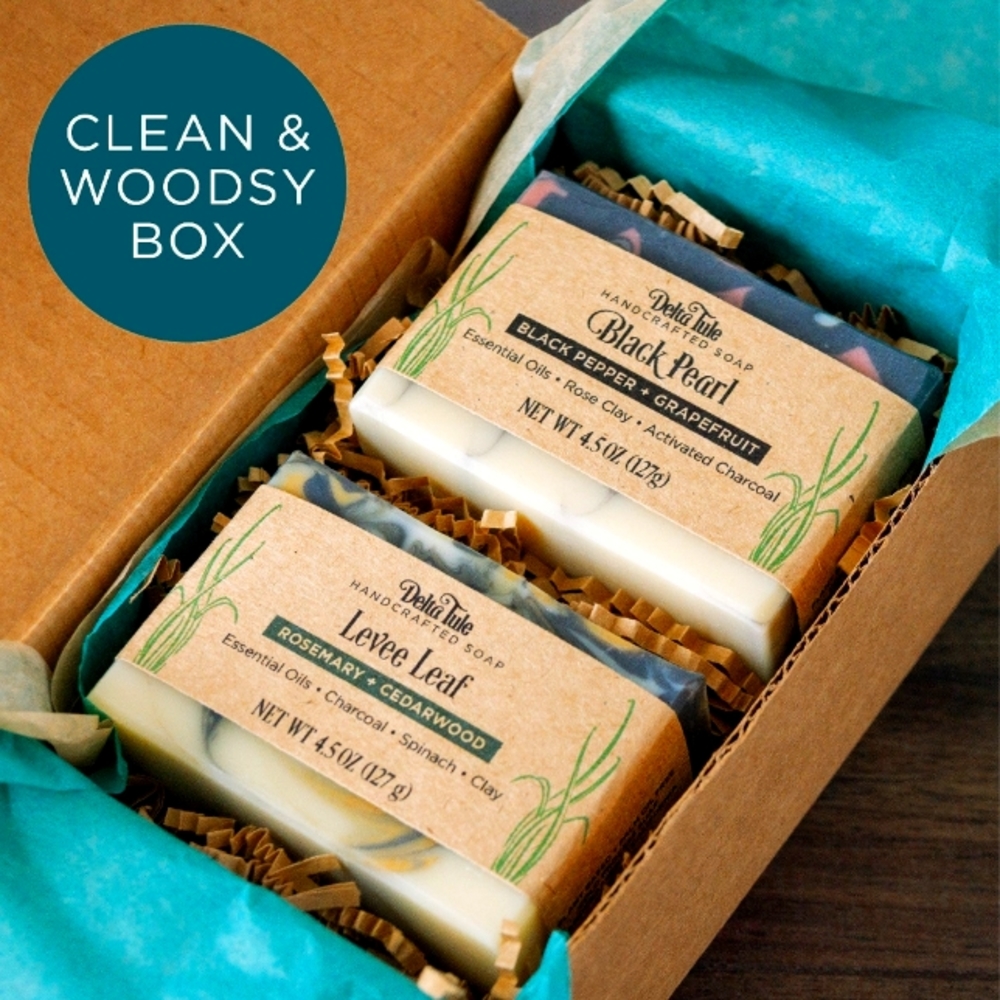 Soap 4 pack ,handmade soap 🧼, moisturizing, infused with essential oils.